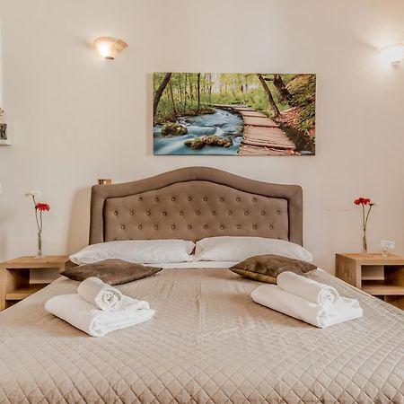 Ariana Luxury Guest House Roma Exterior foto