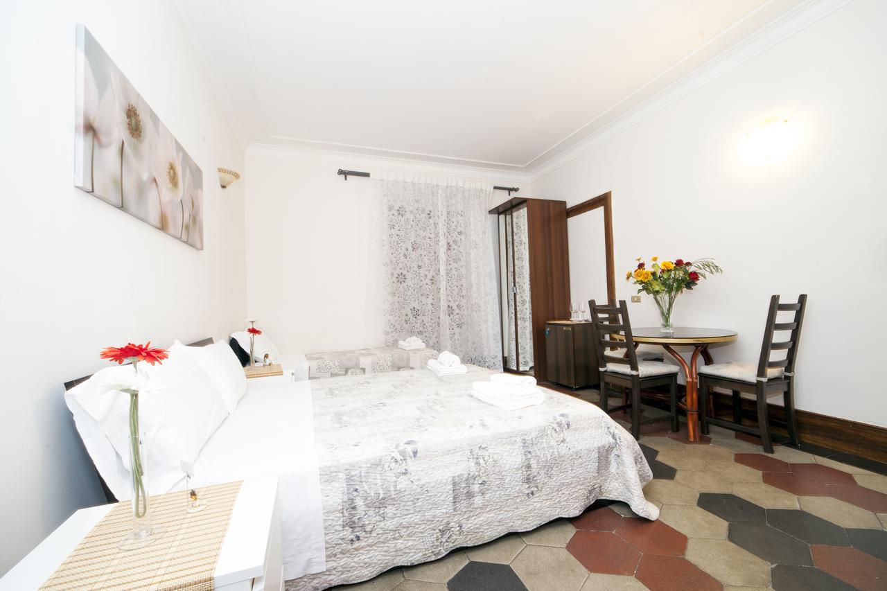 Ariana Luxury Guest House Roma Exterior foto
